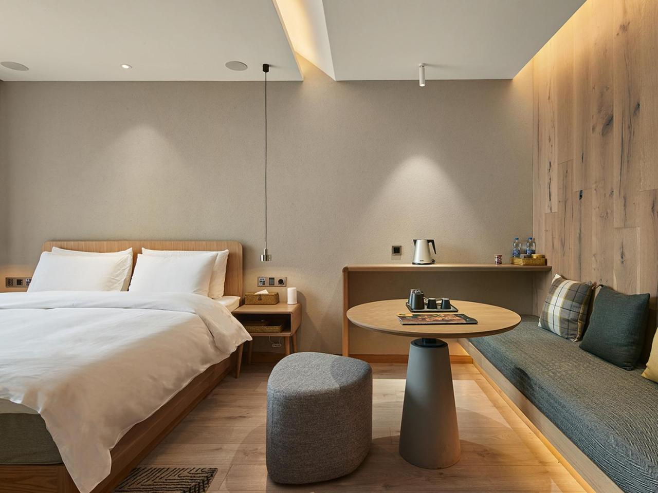 Ebo Hotel Hangzhou Wulin - 5 Mins Drive To The West Lake Екстериор снимка