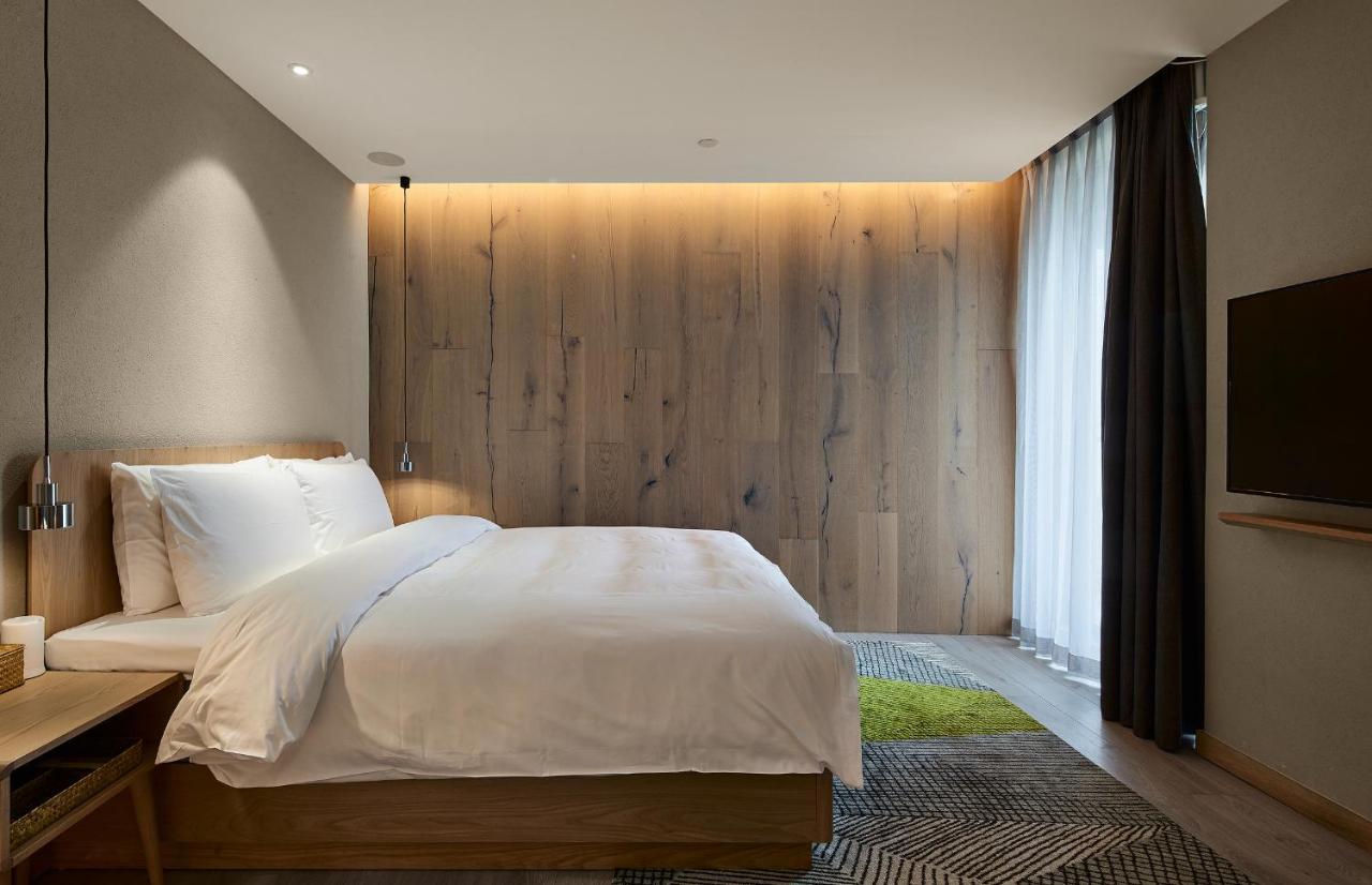 Ebo Hotel Hangzhou Wulin - 5 Mins Drive To The West Lake Екстериор снимка